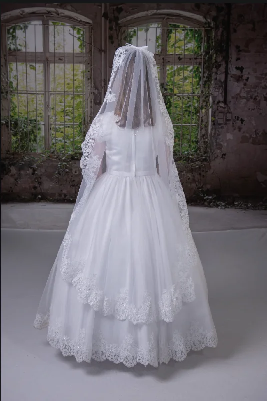 Extra Length Lace Veil Light Lace Dress