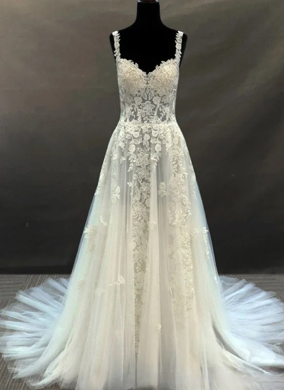 Illusion Beaded Tulle Bridal Gown With Floral Lace Embroidered Wedding Dress