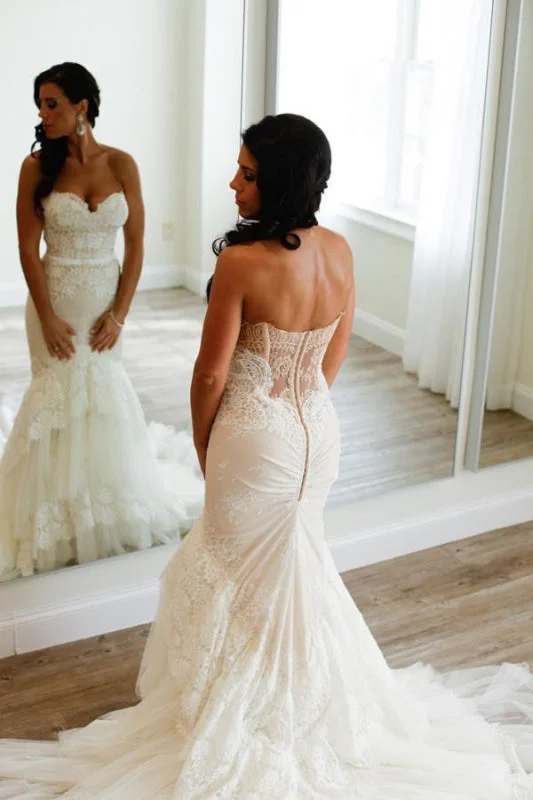 Plus Size Sweetheart Mermaid Backless Tiered Lace Tulle Wedding Dress Satin Bridal Gown