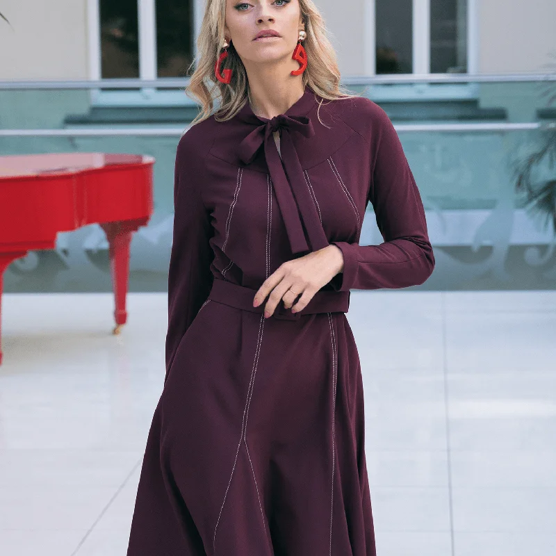 Burgundy Viscose-Blend Crepe Dress with Contrasting Stitch Halter unclassified dresses