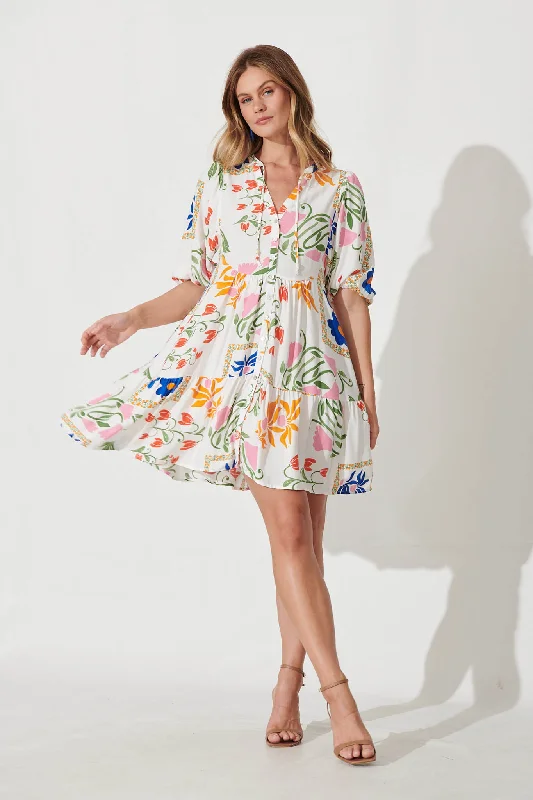 Emelyn Smock Dress In White With Bright Flowers Vacation unclassified dresses