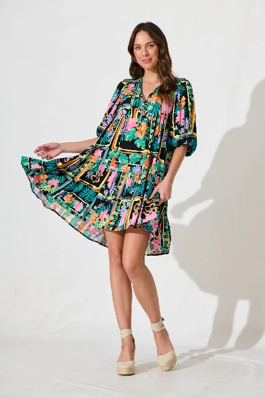 Minnesota Smock Dress In Black Multi Print Off-shoulder unclassified dresses