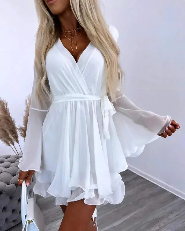 V NECK BELL SLEEVE PLEATED LAYERED DRESS Travel unclassified dresses